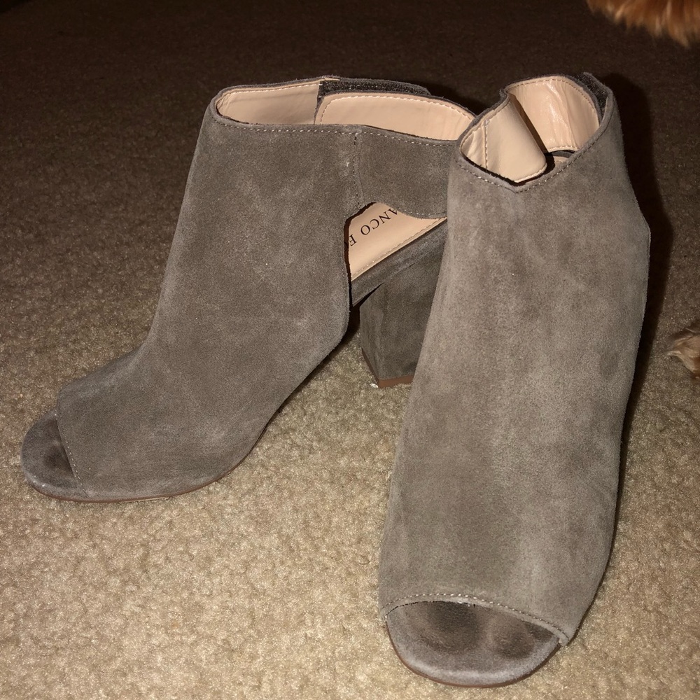Taupe open-toed booties